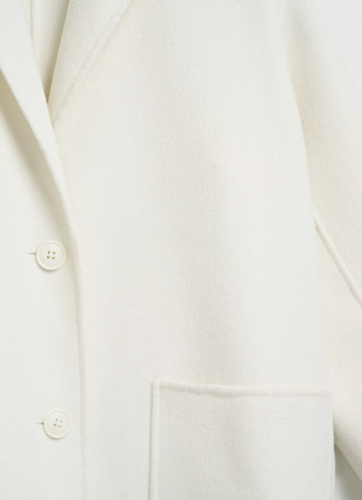 Легкое пальто