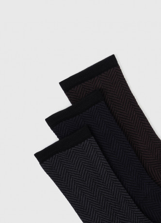 Высокие носки с узором