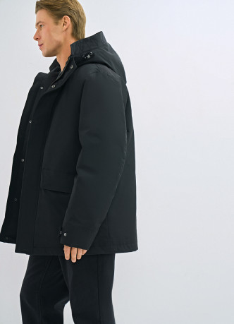 Утеплённая парка с капюшоном