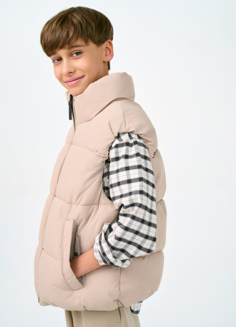 Утеплённый жилет для мальчиков