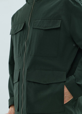 Куртка с накладными карманами