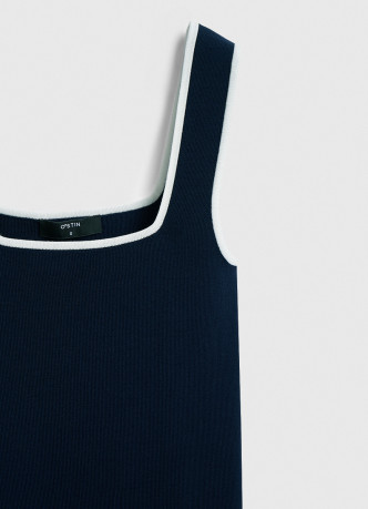 Трикотажный топ с контрастной отделкой