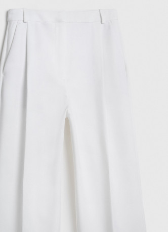 Прямые брюки со складками