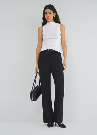 Расклёшенные брюки с ремнём