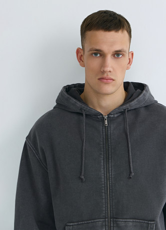 Толстовка на молнии с эффектом стирки