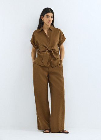 Рубашка с завязками на талии