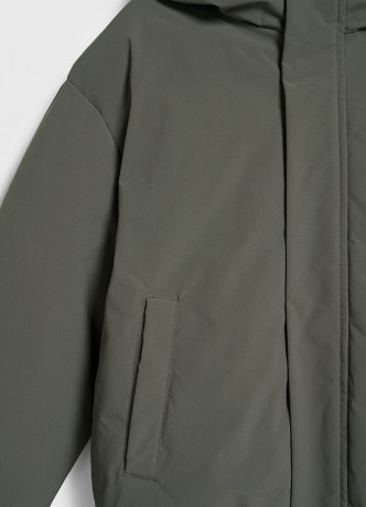 Утеплённая куртка для мальчиков