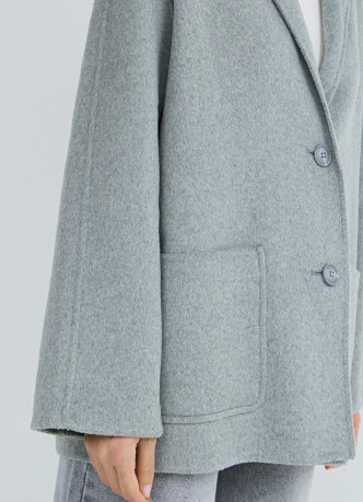 Легкое пальто