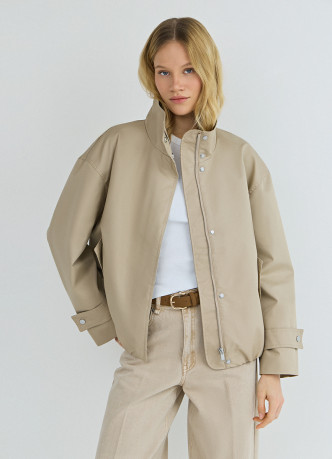 Легкая куртка