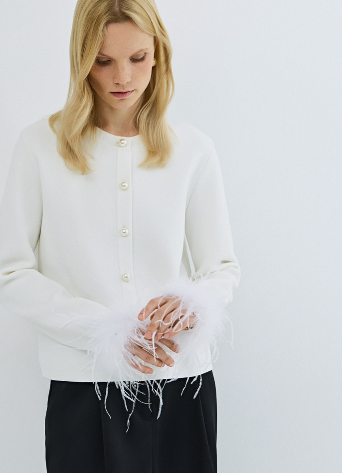 Кардиган с декором из перьев