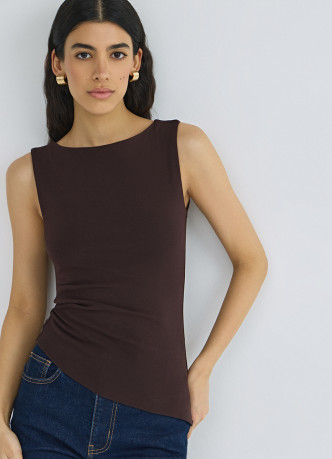 Асимметричный топ без рукавов