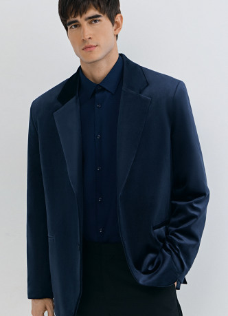 Однобортный пиджак из бархата