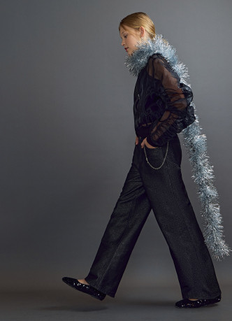 Бомбер из органзы для девочек