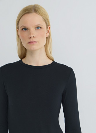 Лонгслив с содержанием модала и шёлка