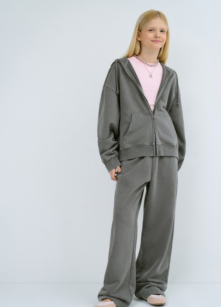 Трикотажные брюки с эффектом стирки для девочек Серый 2599₽