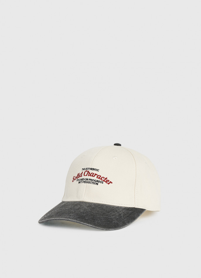 Бейсболка с вышивкой