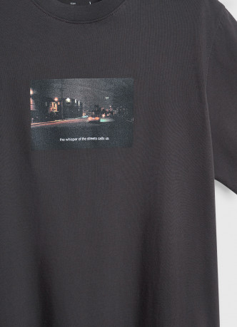 Футболка с принтом