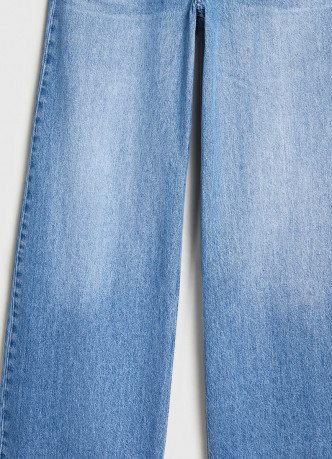 Ультраширокие джинсы с высокой посадкой