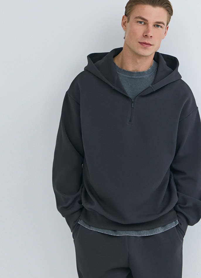 Толстовка с капюшоном на молнии