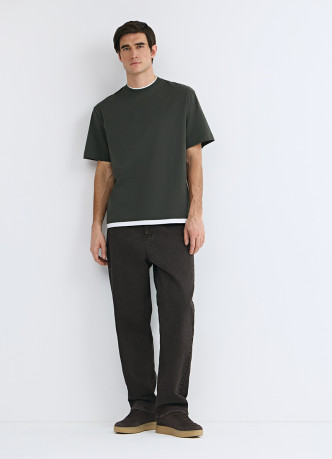 Футболка из плотного хлопка с контрастными деталями