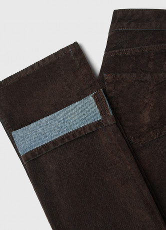Прямые джинсы с велюровым покрытием