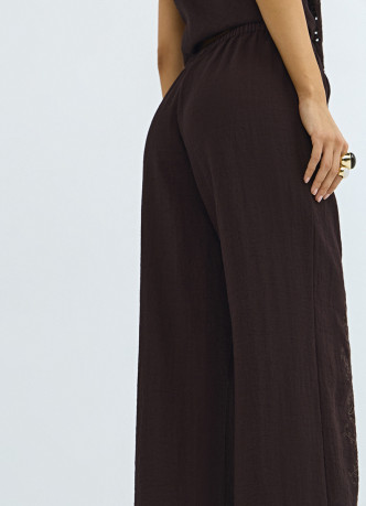 Брюки с вышивкой и эластичным поясом