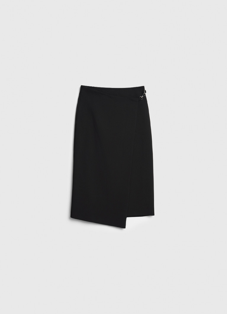 Қамшымен дөрекі секс