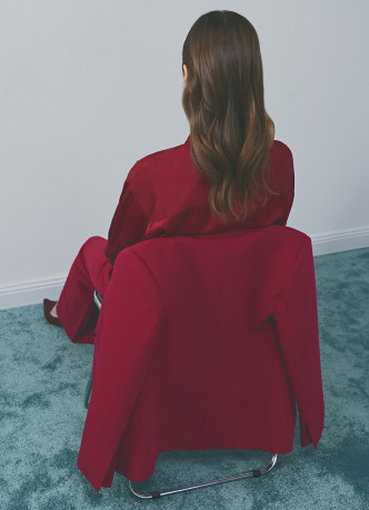 Однобортный приталенный жакет