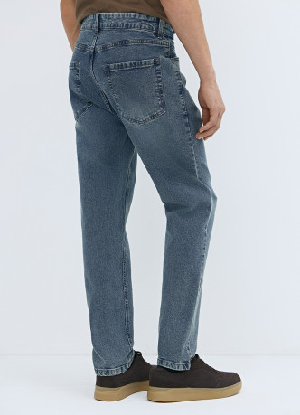 Зауженные джинсы