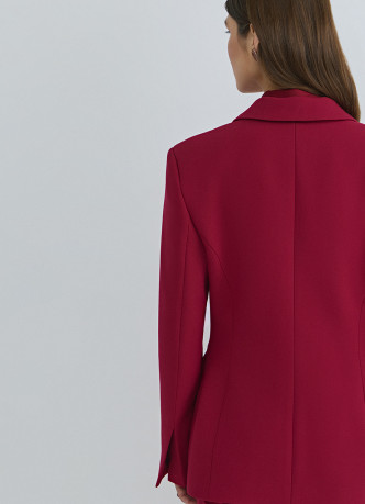 Однобортный приталенный жакет