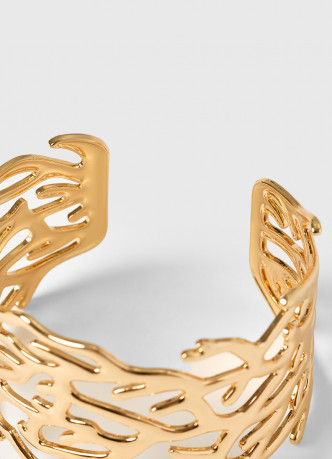 Браслет-кафф с имитацией коралла