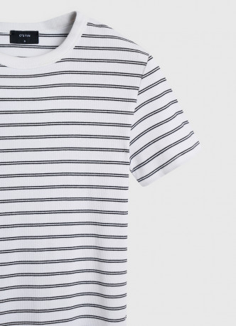 Футболка в рубчик