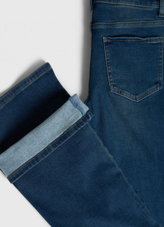 Расклёшенные утеплённые джинсы