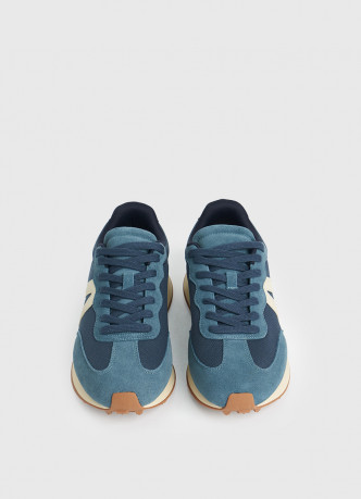 Кроссовки с натуральной замшей