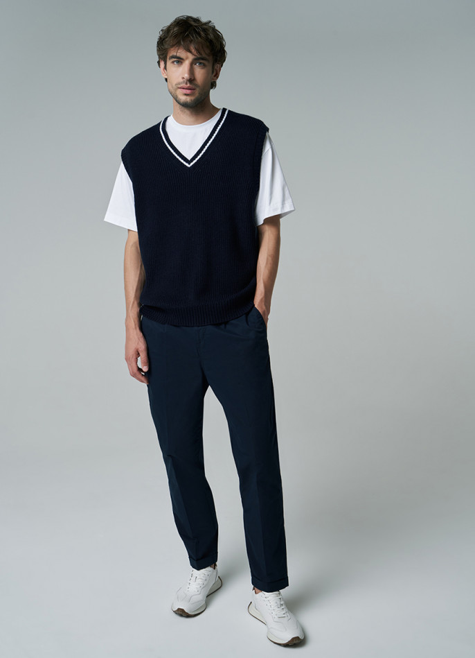 Брюки-чиносы