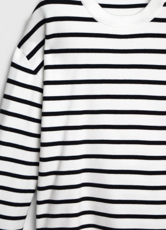 Джемпер плотной вязки