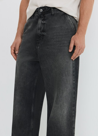 Свободные джинсы Baggy