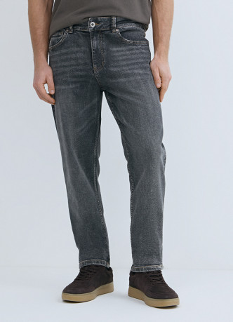 Зауженные джинсы Slim