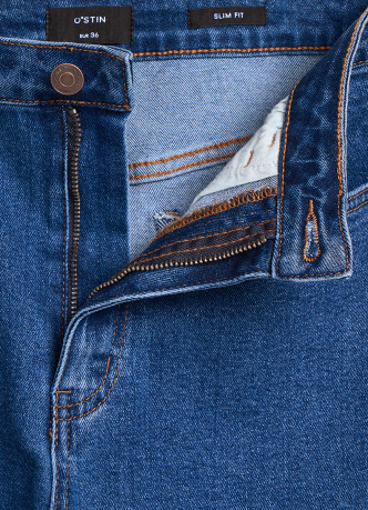 Узкие джинсы с высокой посадкой