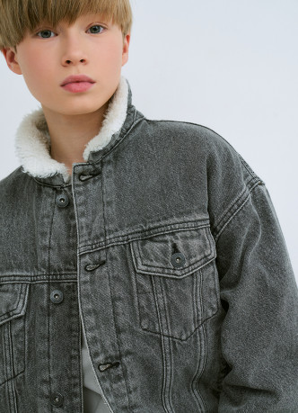 Утеплённая джинсовая куртка для мальчиков