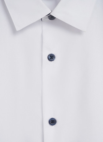 Рубашка с контрастными пуговицами и воротником