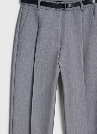 Брюки с ремнём