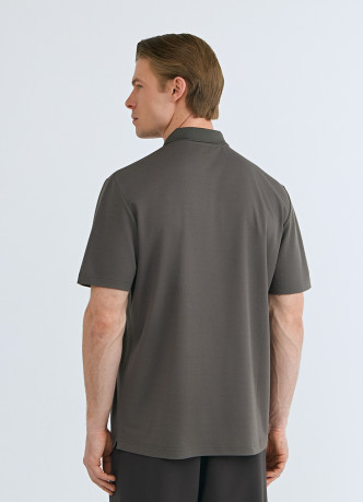 Поло из техноткани с воротником на молнии