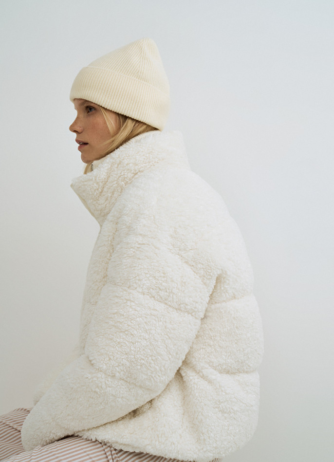 Вязаная шапка