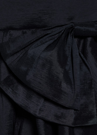 Платье с пышной юбкой и бантом для девочек