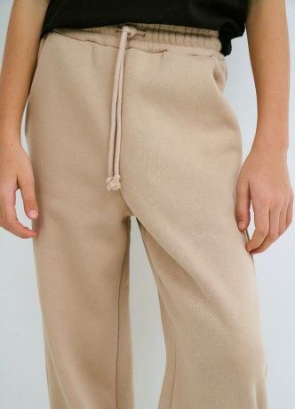 Широкие трикотажные брюки для девочек