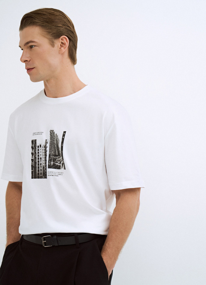 Футболка с принтом