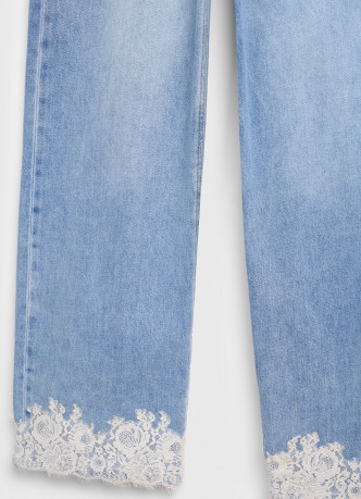 Широкие джинсы с кружевом