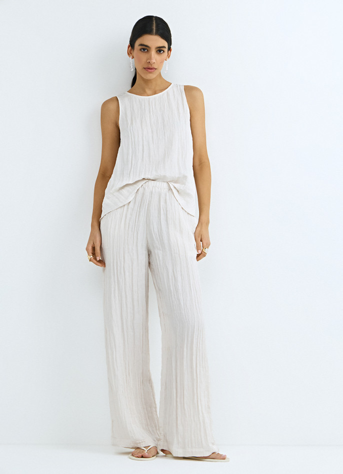 Жатые прямые брюки с эласничным поясом