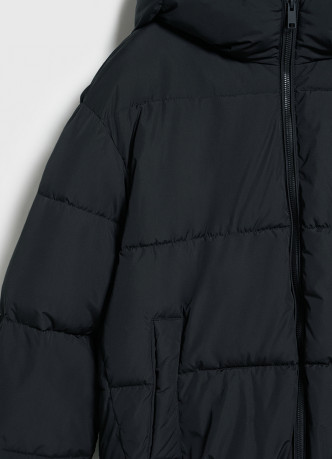 Утеплённая куртка с капюшоном